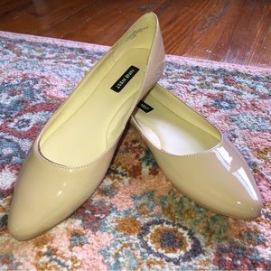 Nine West Speak Up Almond Toe Flats Nude Patent Size 7